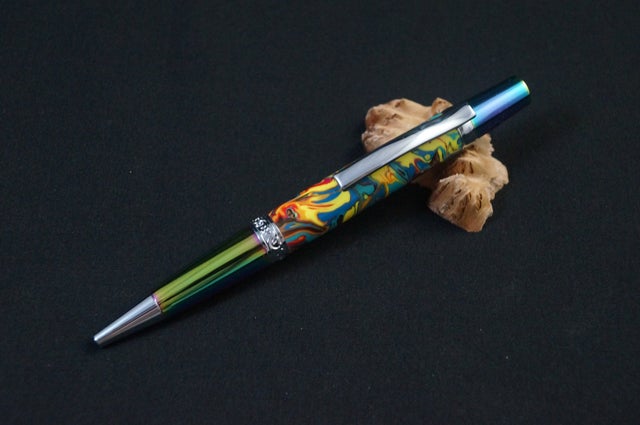 Tasmanian high quality Myrtle and Resin Dragon Pen